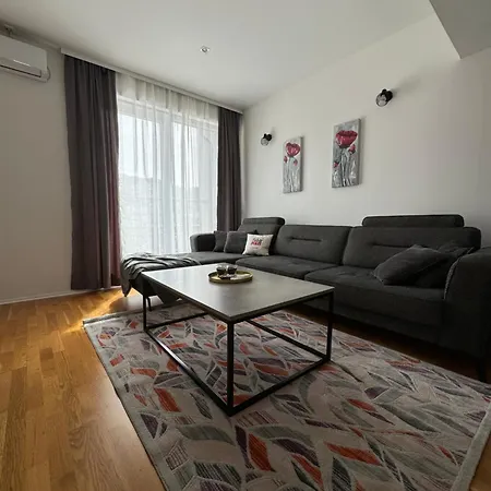 Urban Haven Apartman *